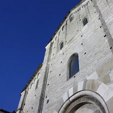 Alla Santarella Lejlighed *